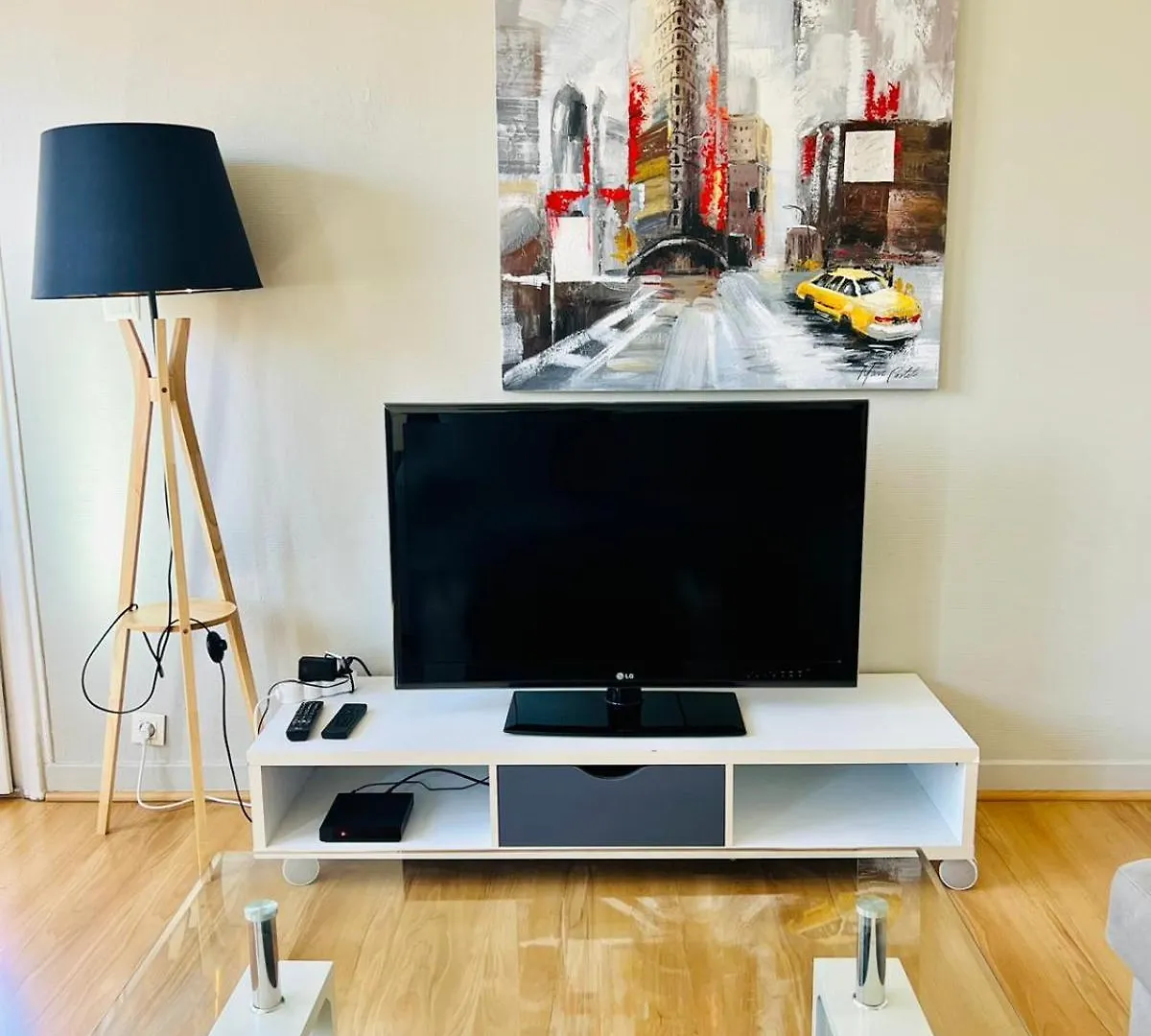 Apartamento Le Voltaire -2 Chambres- 70M2- Hypercentre-Parking-Wifi Fibre- Nouvelle Literie Tarbes
